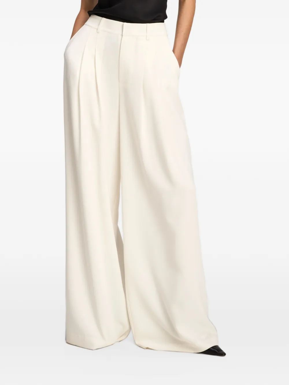 Cinq A Sept Marne pleated tailored trousers Beige