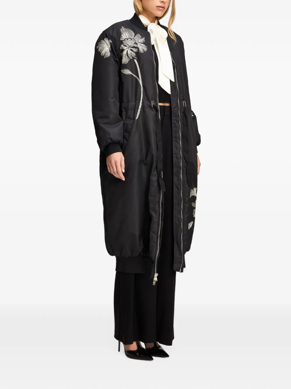 Cinq A Sept Celestina floral-embroidered coat Zwart
