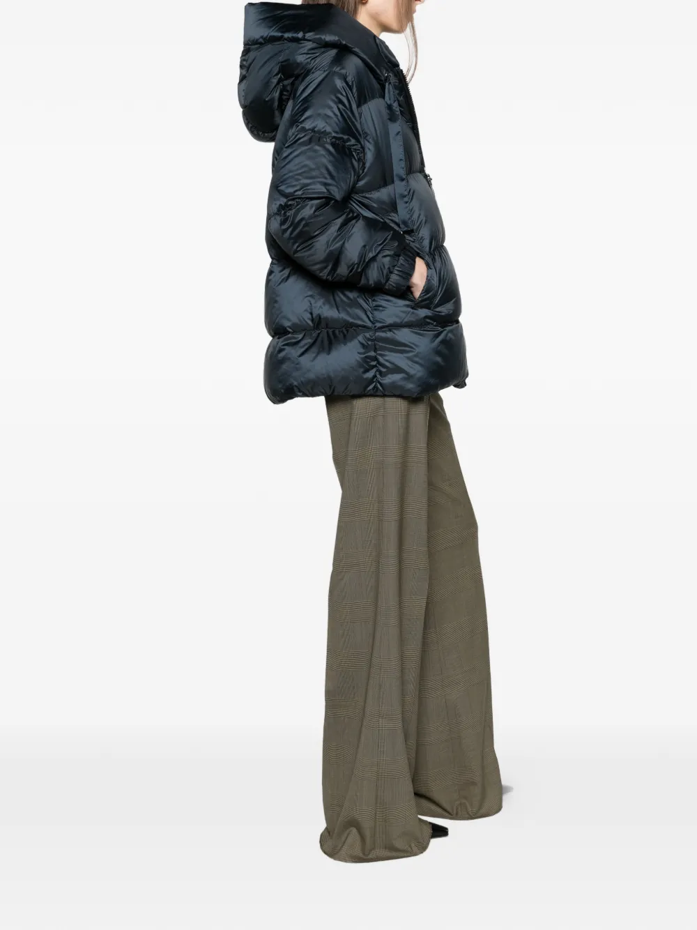 Max Mara roomy puffer jacket in water-repellent plain-weave fabric midnightblue Blauw