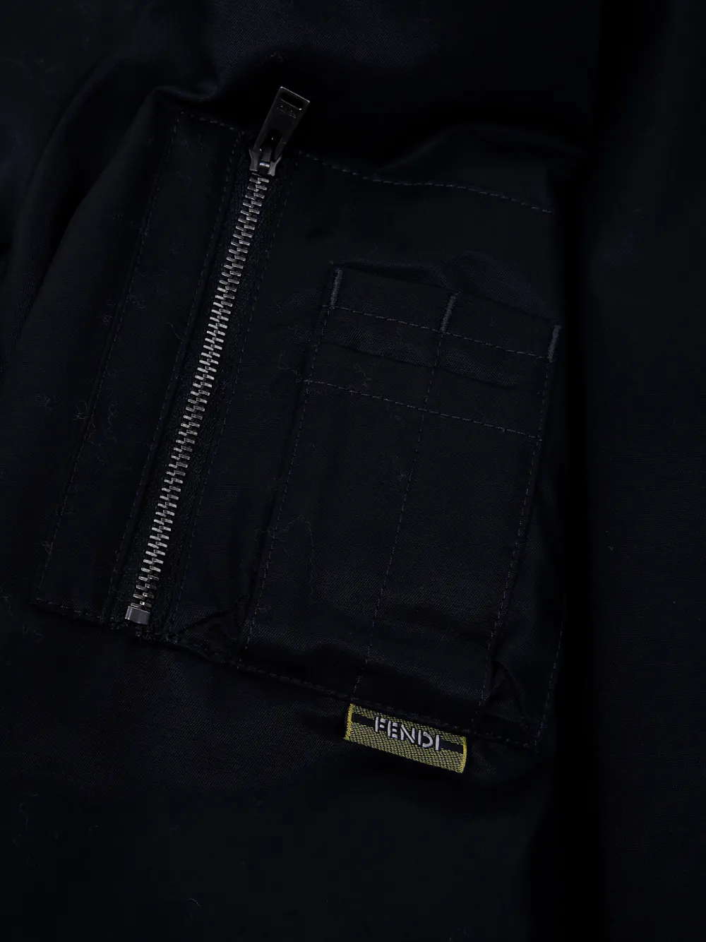 Fendi Kids logo-patch bomber jacket Zwart