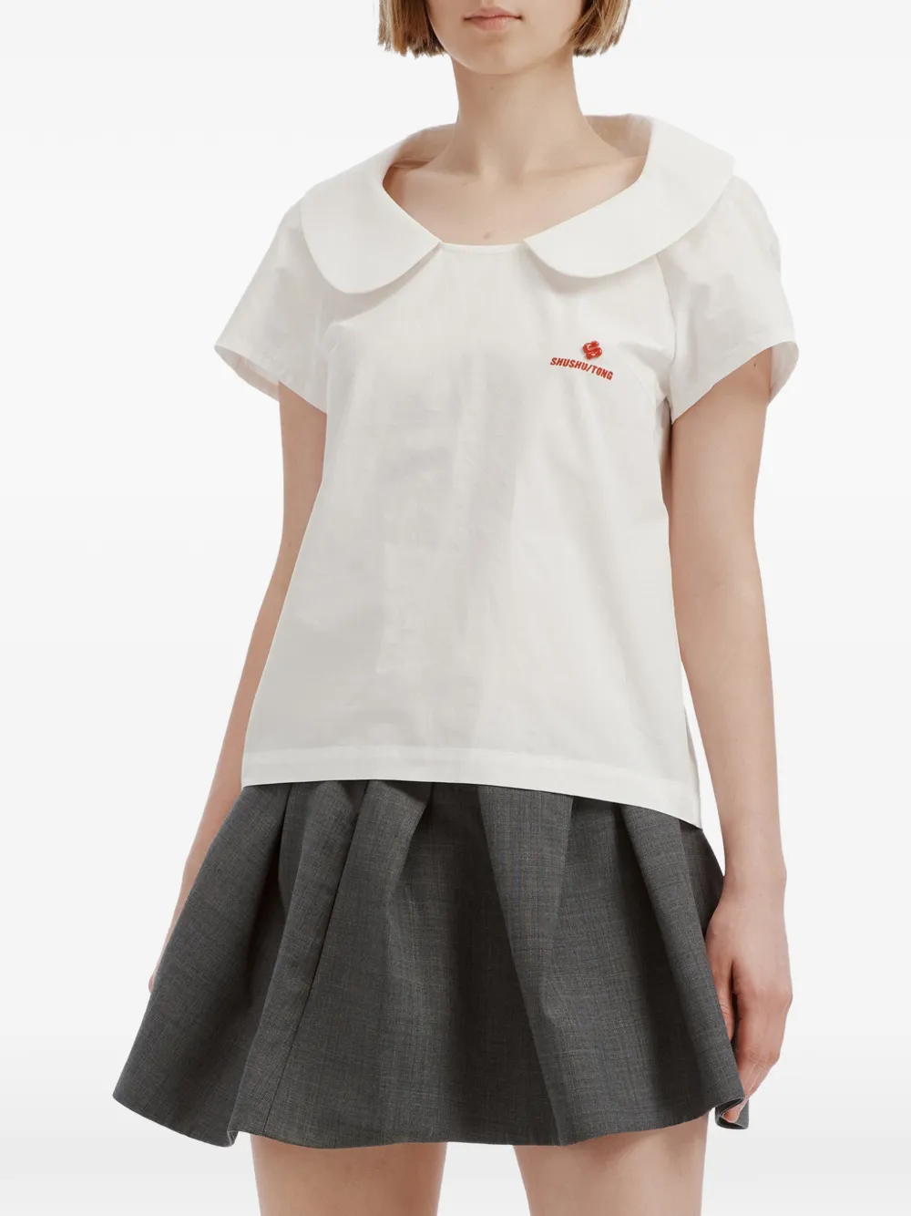 SHUSHU/TONG logo-embroidered Peter Pan collar top - Bianco