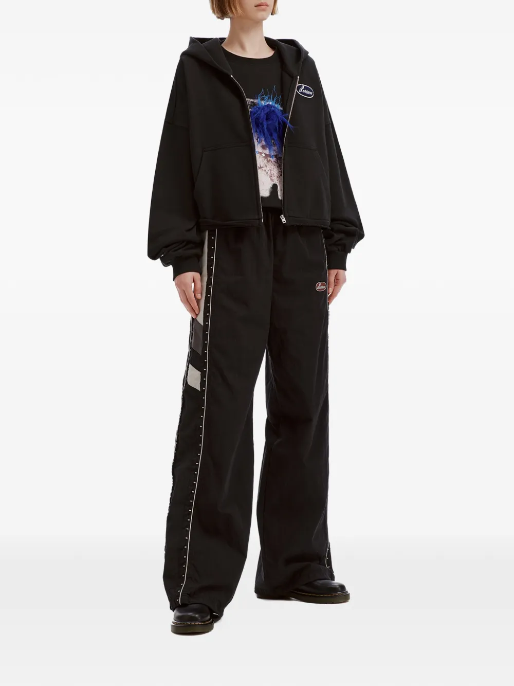 We11done logo-patch zip-up hoodie Zwart