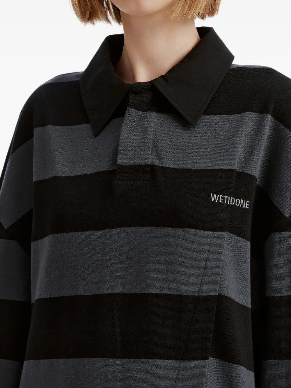 We11done striped asymmetric polo top Zwart