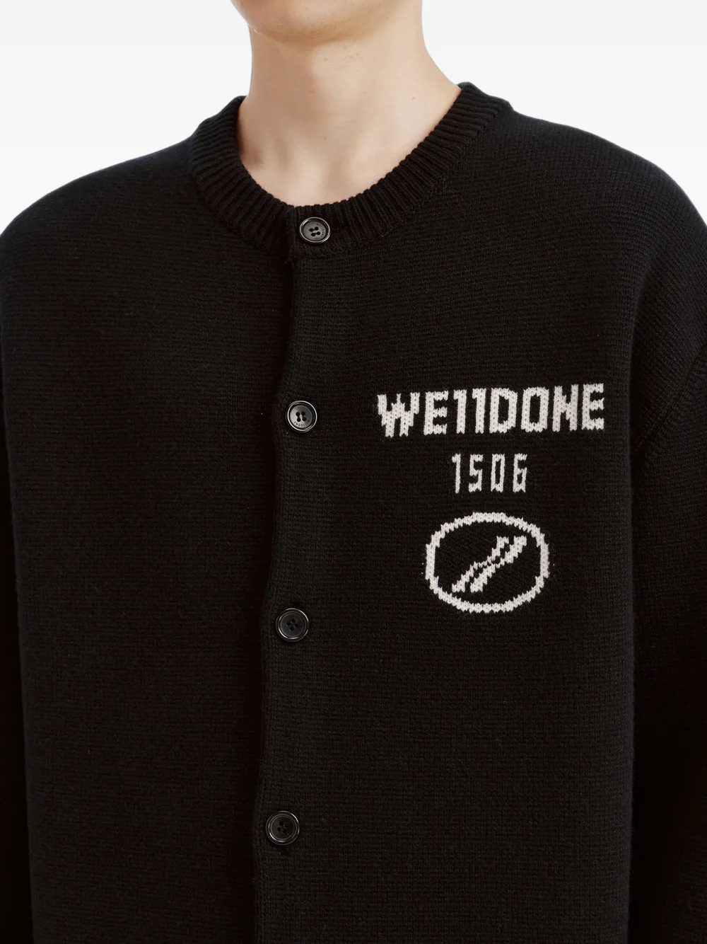 We11done logo-intarsia knitted cardigan Zwart