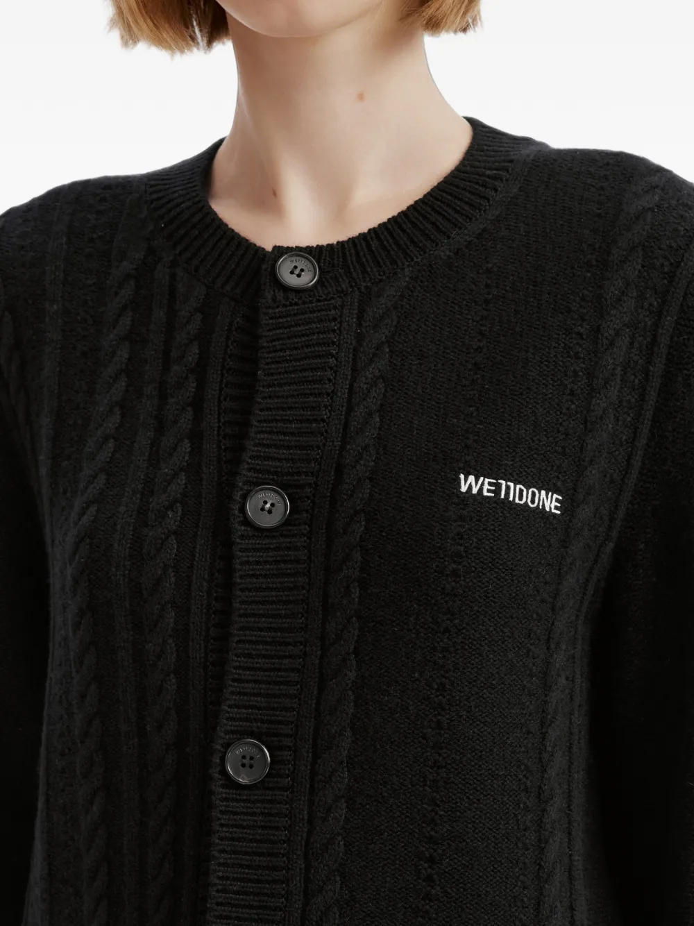 We11done cable-knit logo-embroidered cardigan Zwart