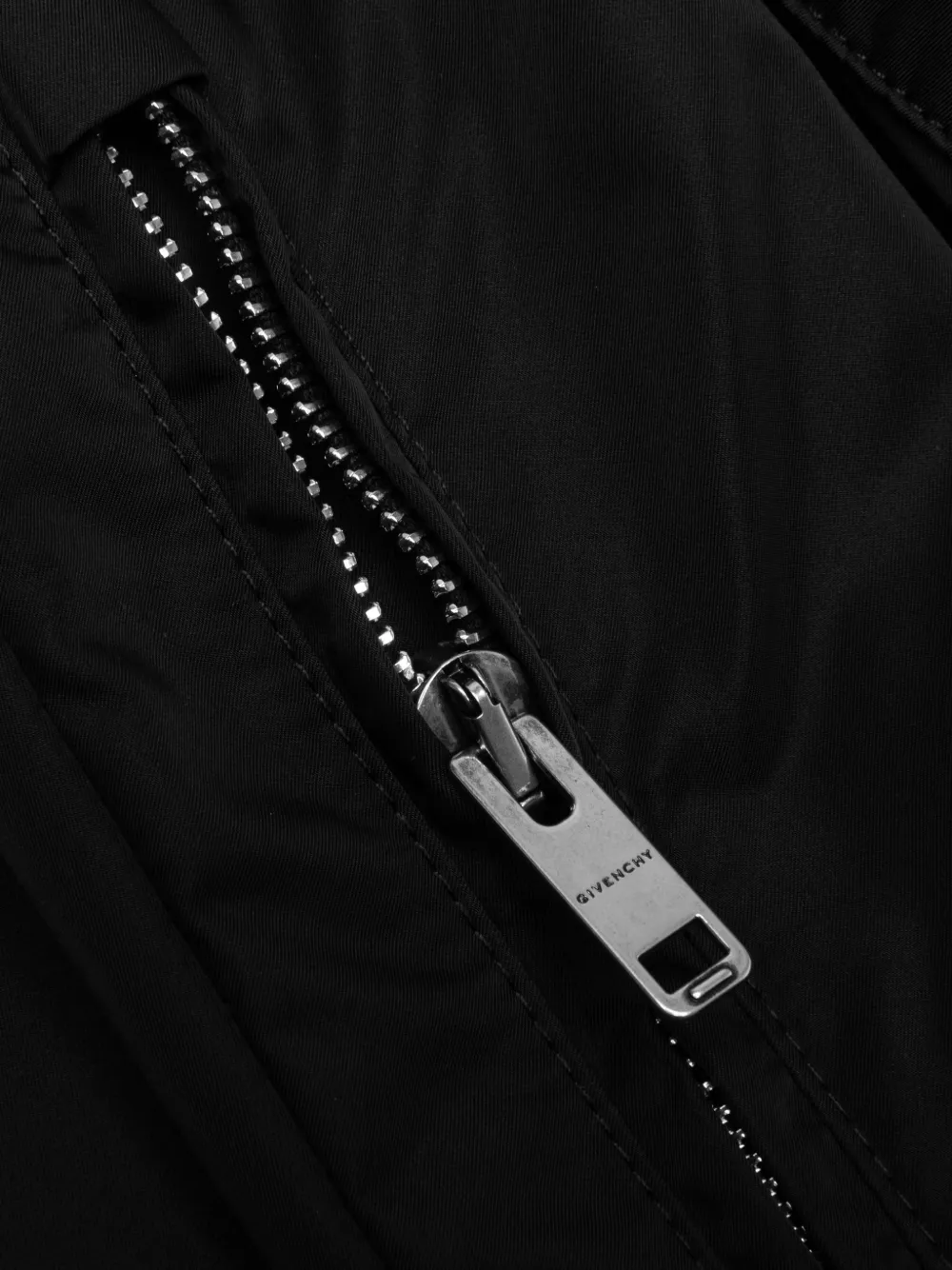 Givenchy multi-pocket cargo pants Zwart