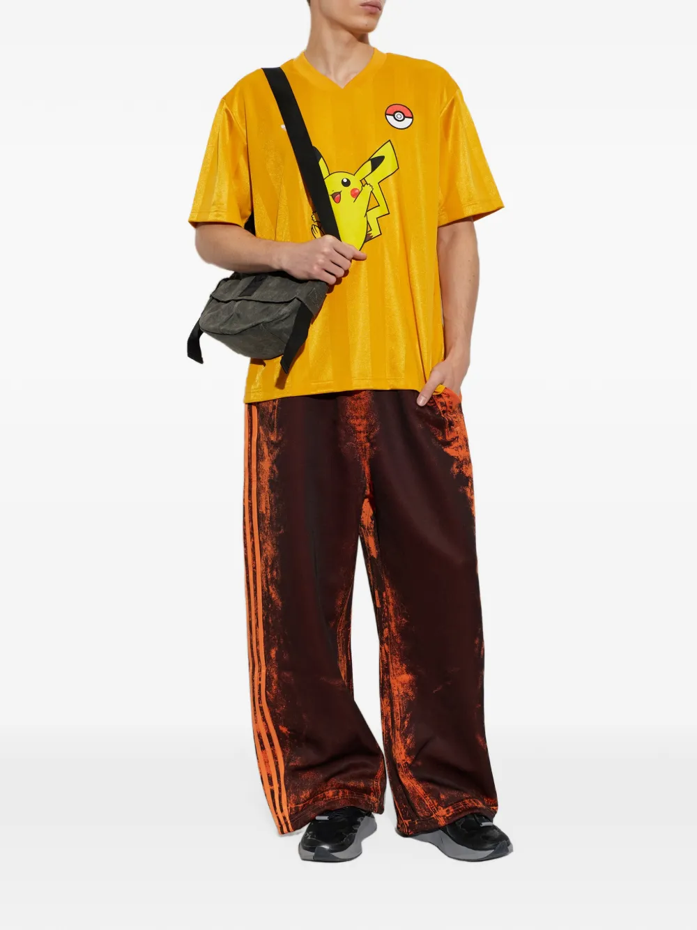 adidas x Pokémon jersey Geel