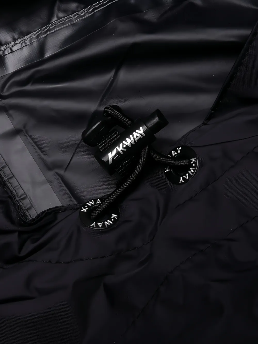 Comme Des Garçons Play x K-Way heart-patch zipped windbreaker jacket Blauw