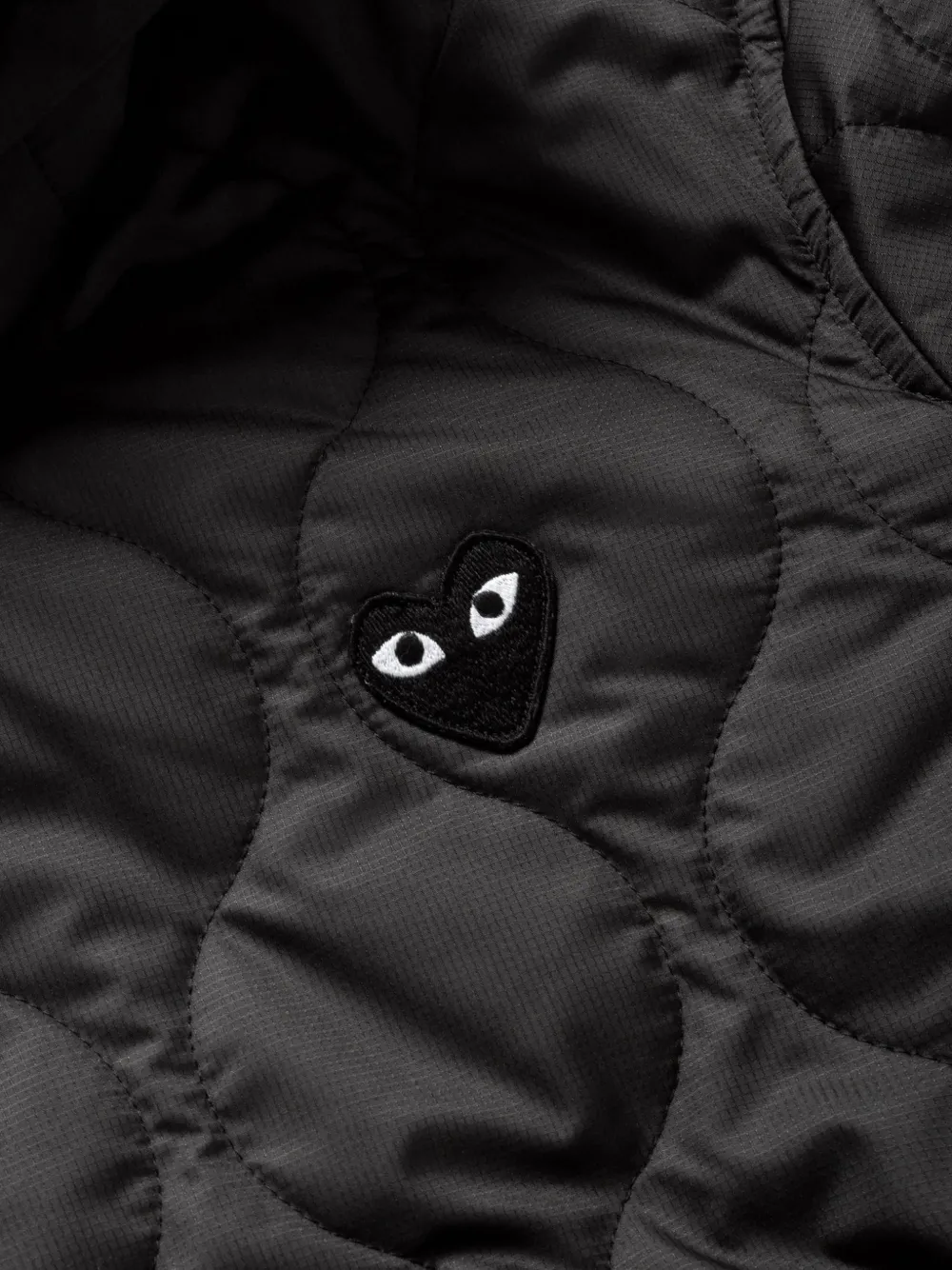 Comme Des Garçons Play quilted heart-patch hoodie Zwart