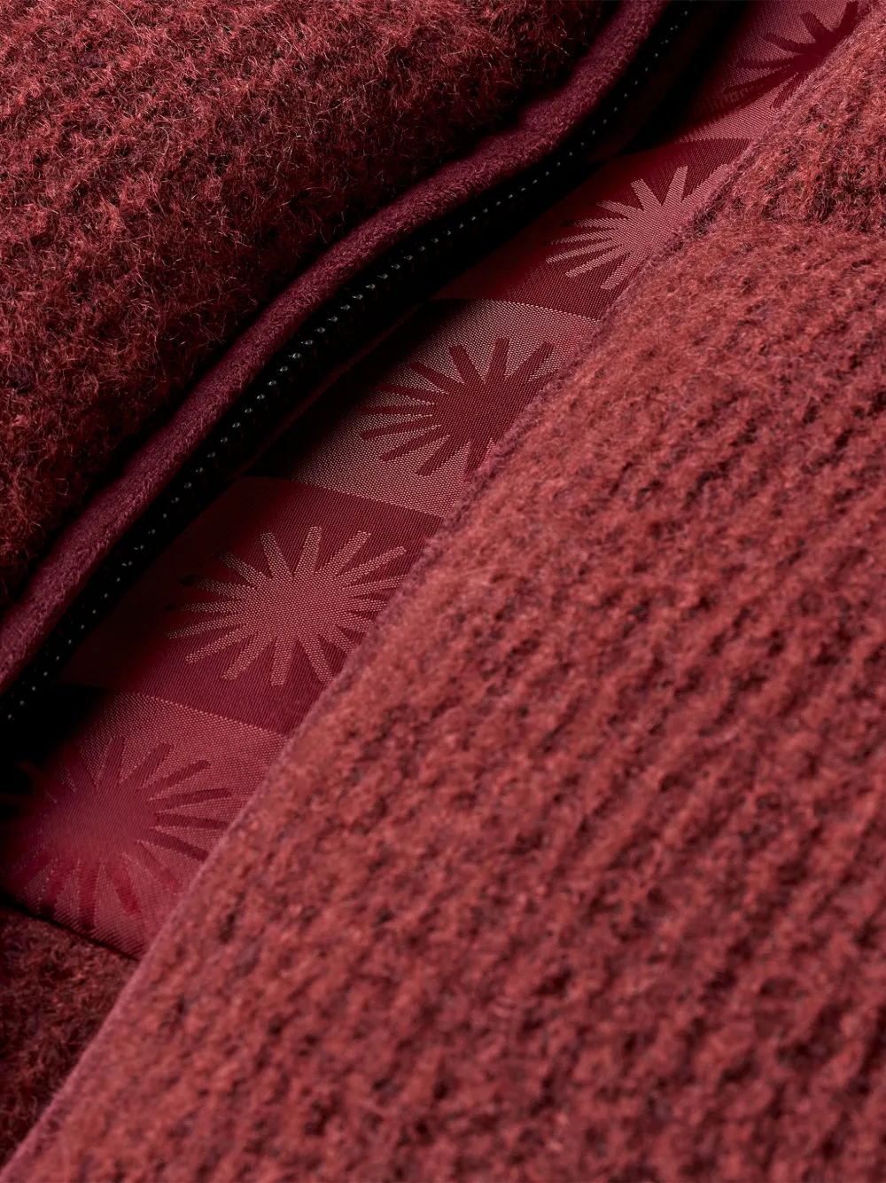 UGG Vareta knit puffer jacket Rood