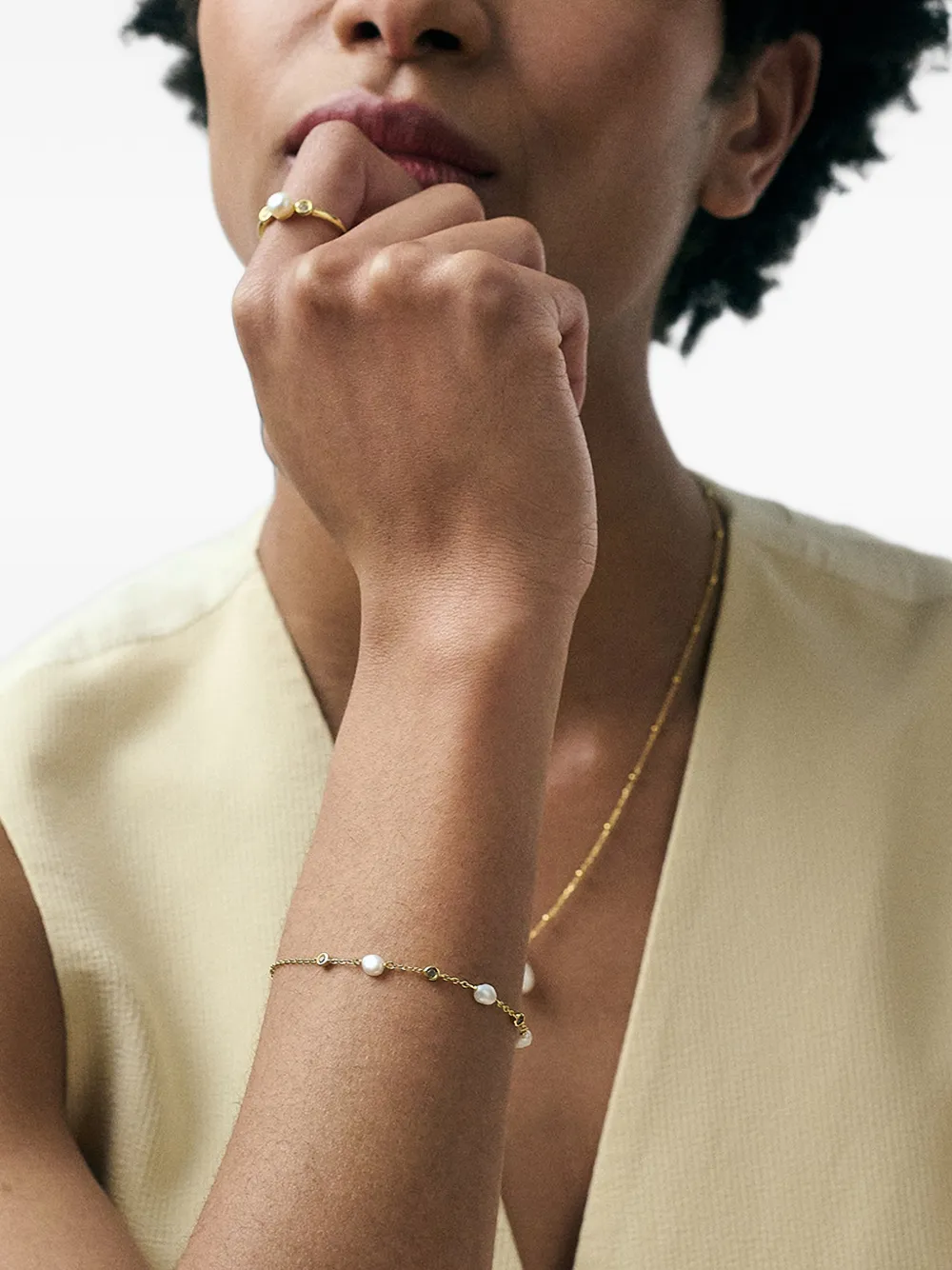 Astley Clarke Pearl And Sapphire Station Bracelet In Gold