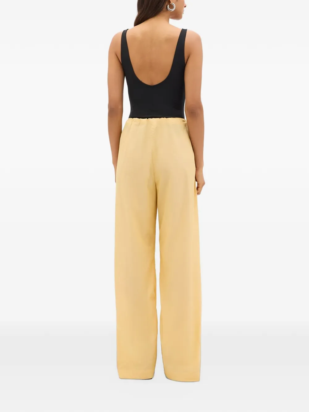 Another Tomorrow pleated drawcord trousers Geel