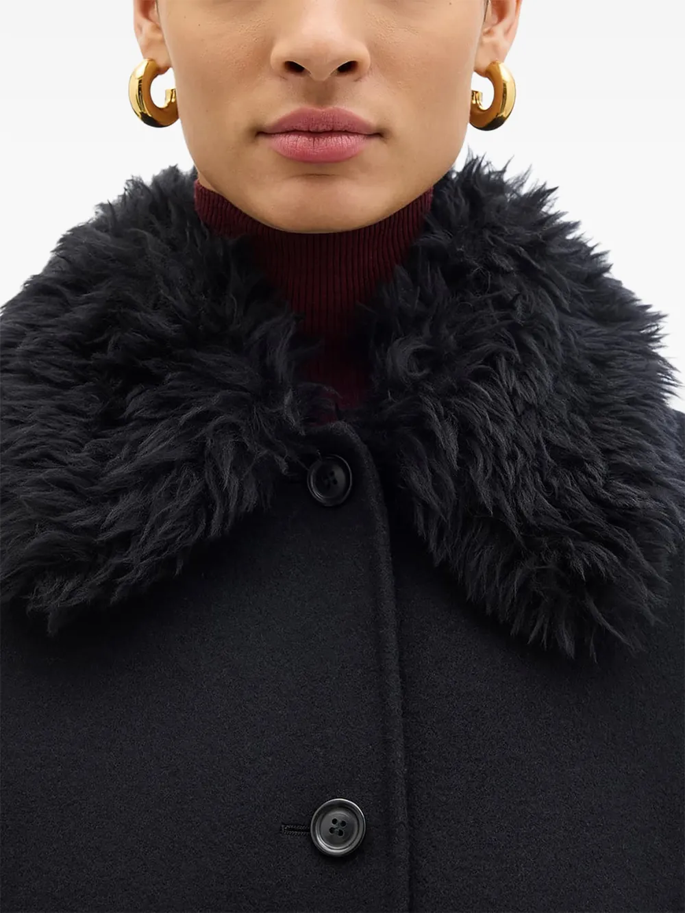 Another Tomorrow Balmacaan faux-fur collar coat Zwart