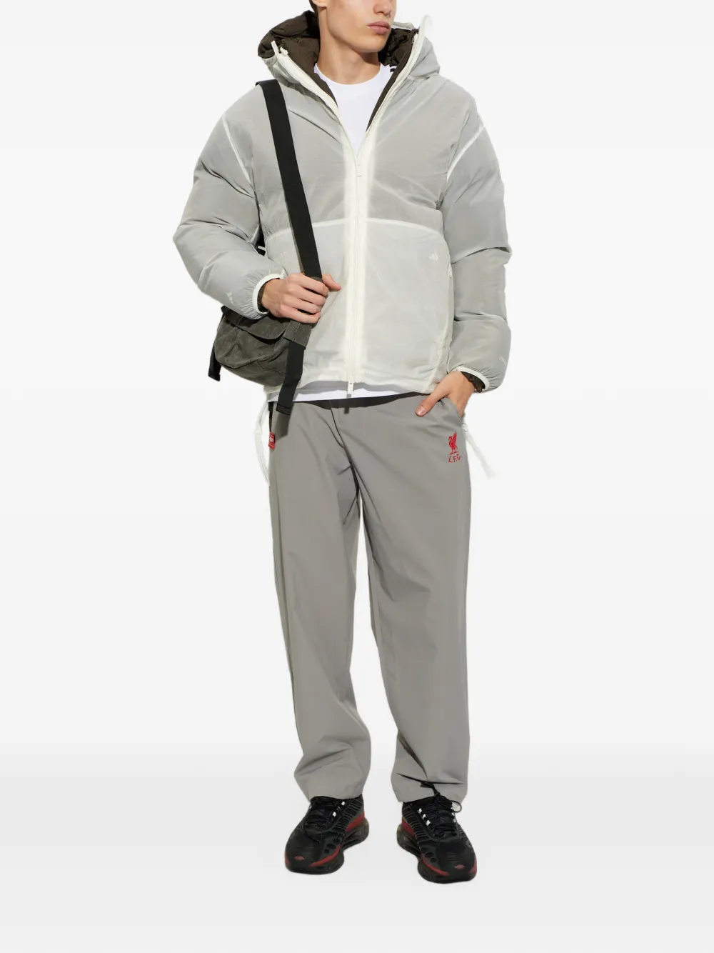 adidas Liverpool SPZL FC track pants Grijs