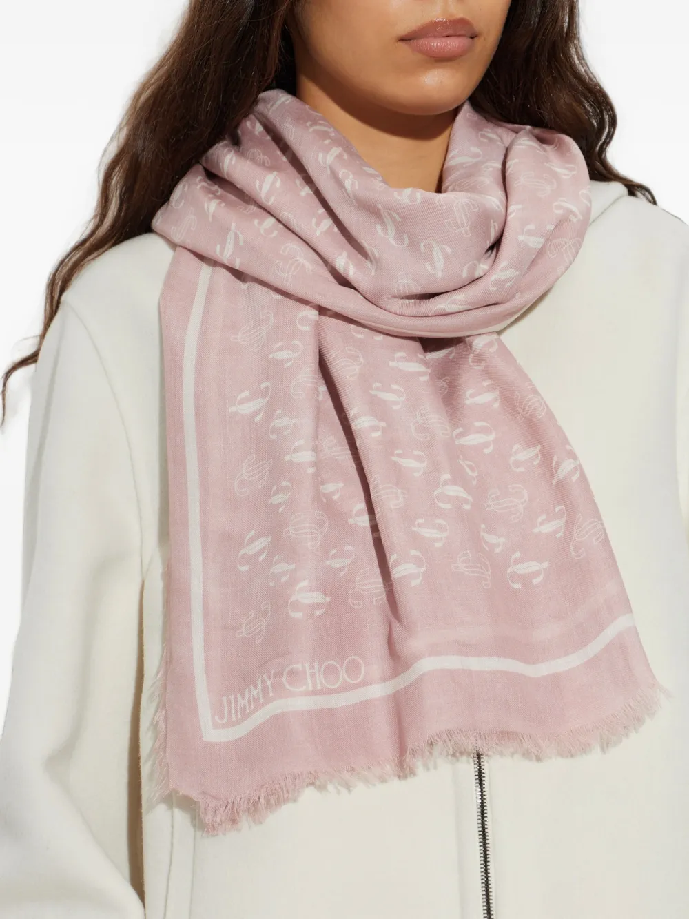 Jimmy Choo monogram-print frayed scarf Roze