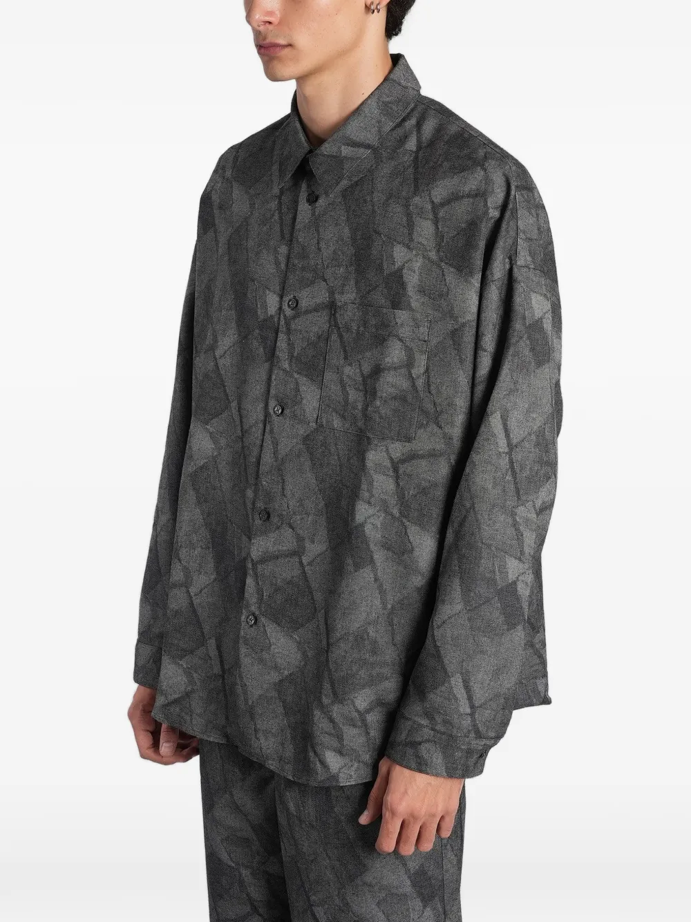Maison Kitsuné geometric-print shirt Grijs