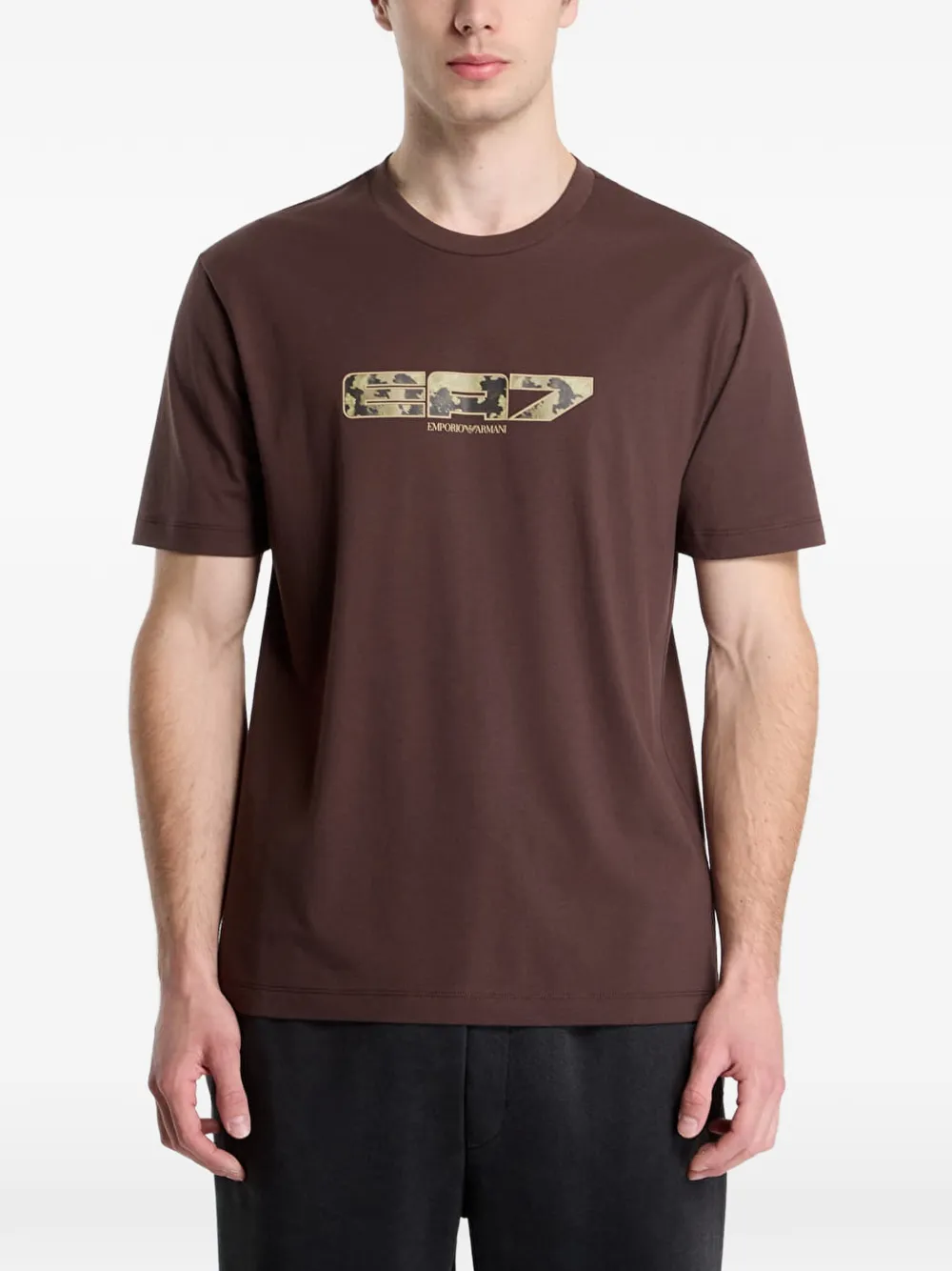 Ea7 Emporio Armani logo-print T-shirt Bruin