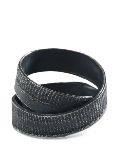 Detaj textured wrap ring