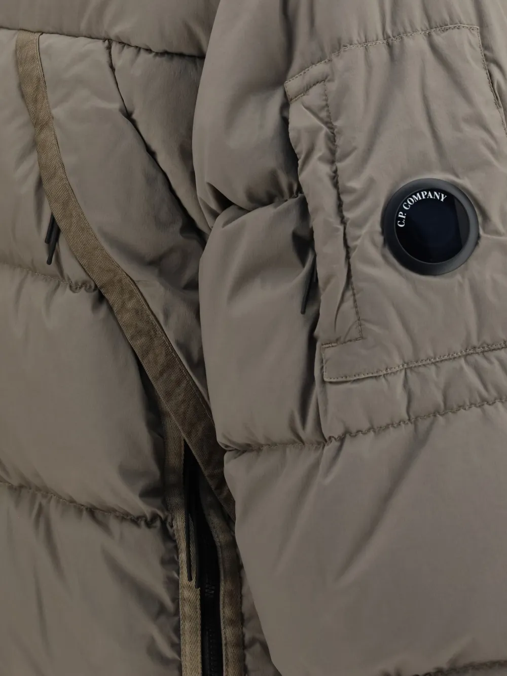 C.P. Company Nycra-R puffer jacket Grijs