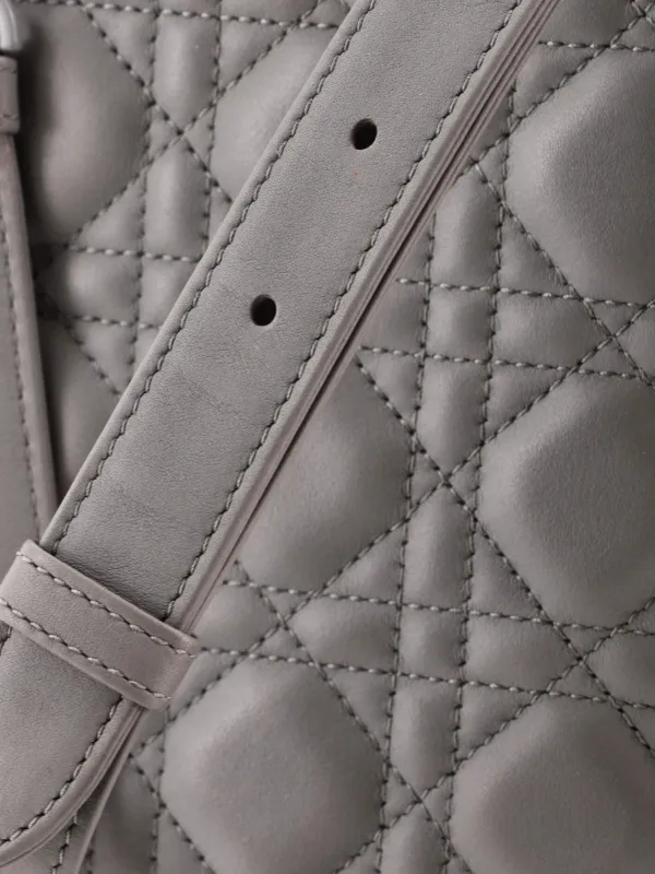 Christian Dior カナージュ　キルト　ショルダーバッグ Christian Dior Pre-Owned ウルトラマット レディ ディオール