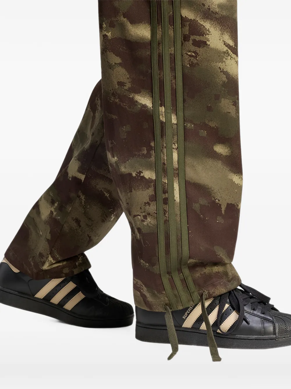 adidas cargo pant oversized Bruin