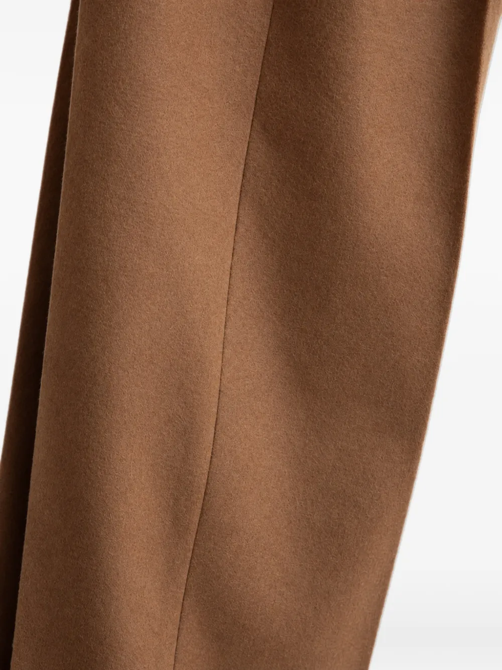 soshiotsuki No Tuck pantalon met persvouw Bruin