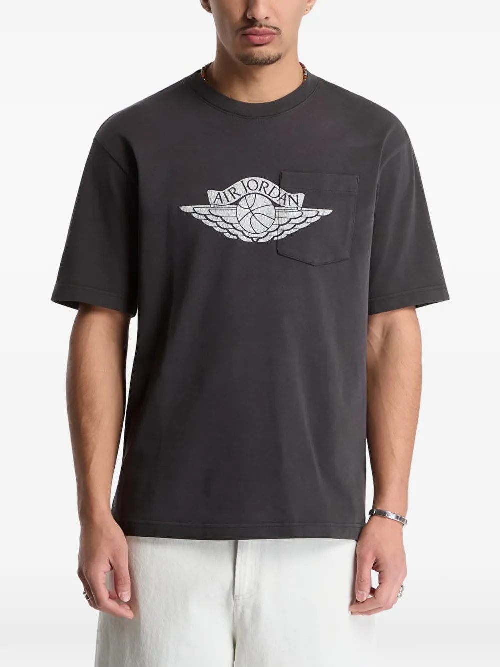 Jordan Flight Essentials pocket T-shirt Grijs
