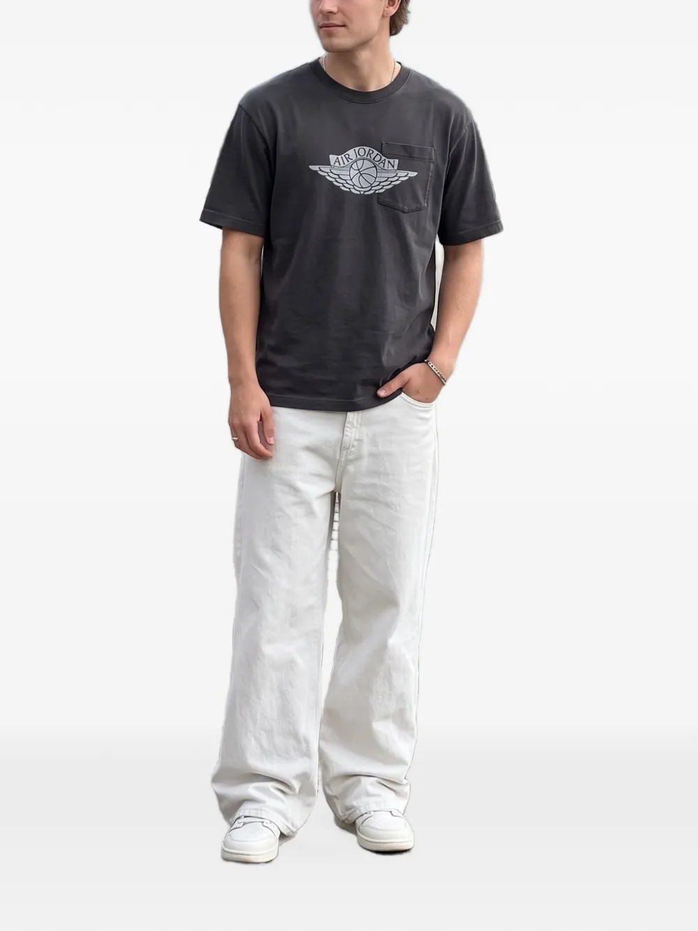 Jordan Flight Essentials pocket T-shirt Grijs