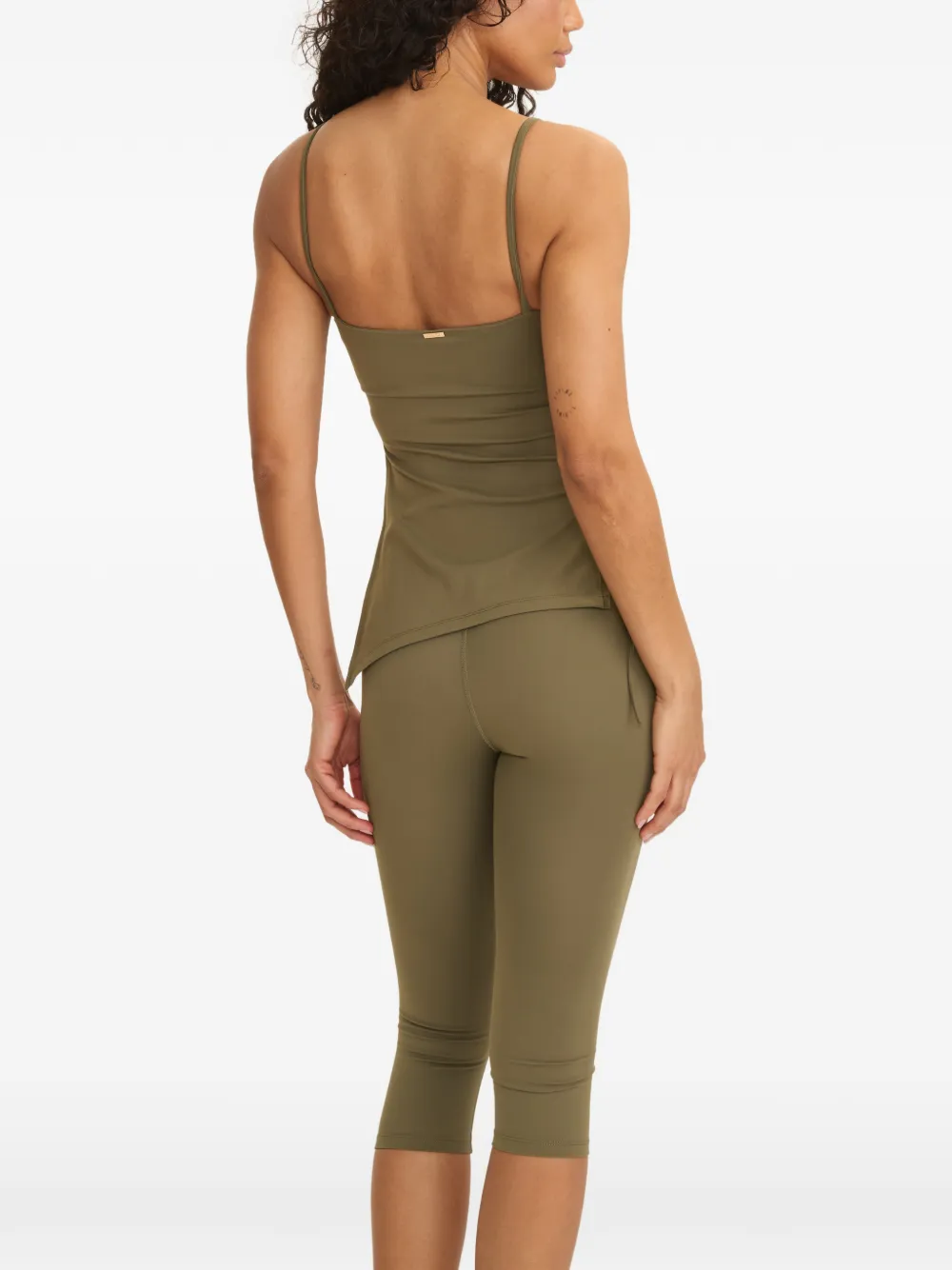 AMADA WEAR Capri logo-plaque leggings Groen