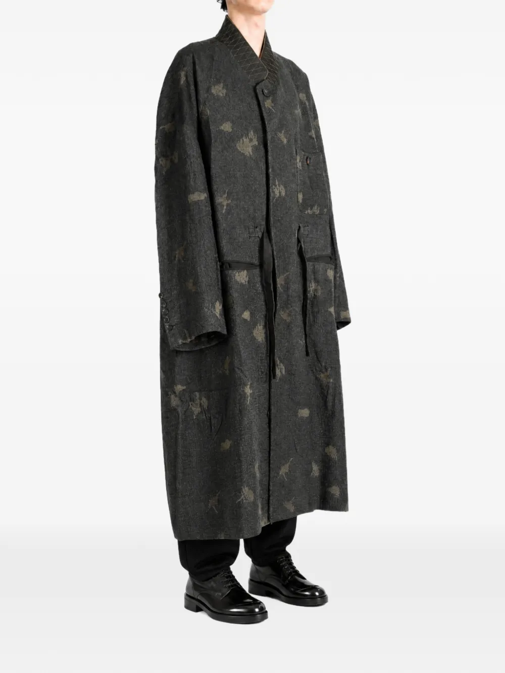 Ziggy Chen Trenchcoat met grafische print en knopen Grijs