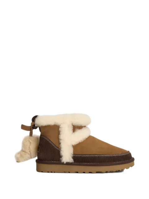 UGG Classic mini Heritage boots