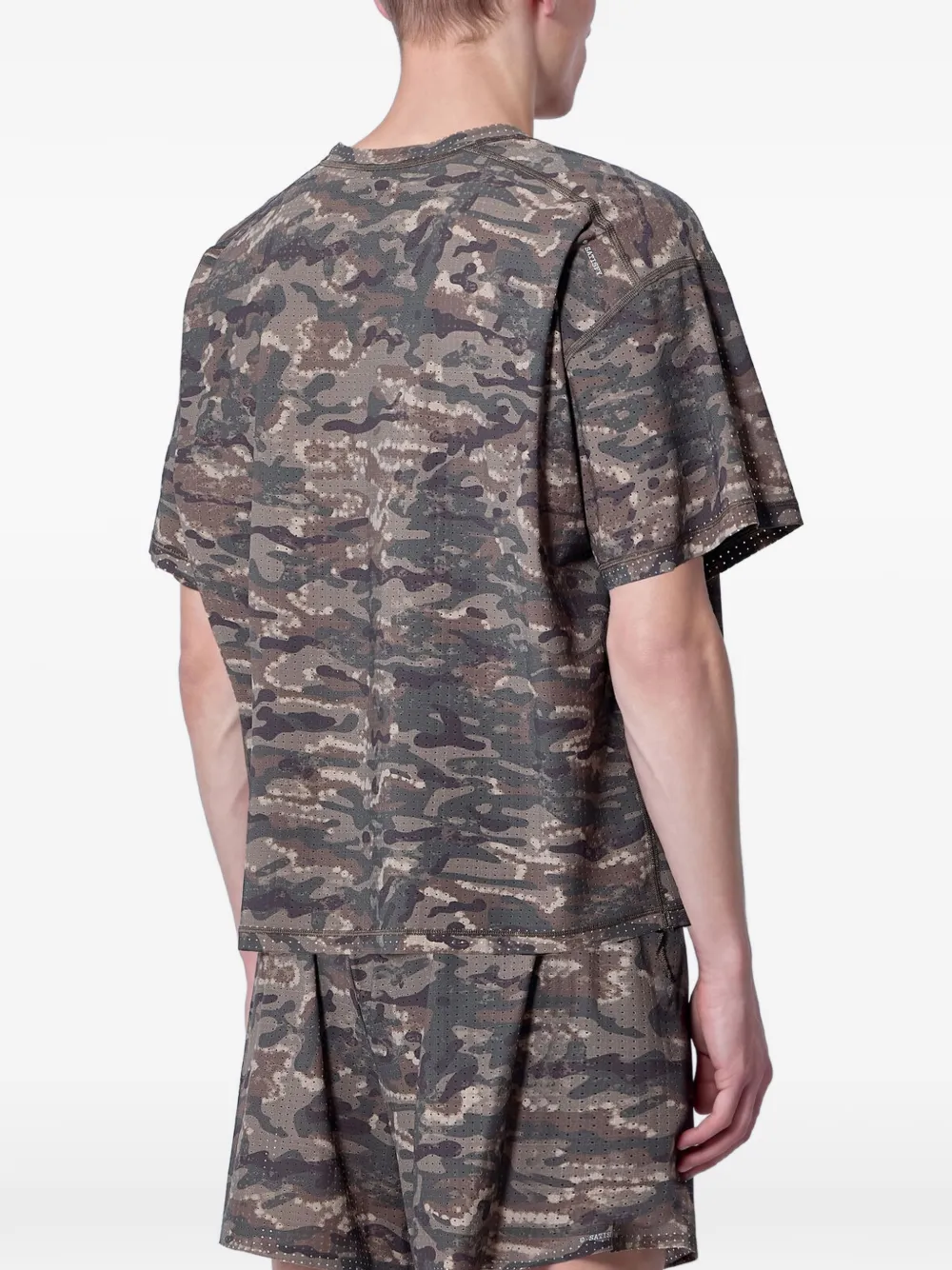 Satisfy Space-O T-shirt met camouflage-print Bruin