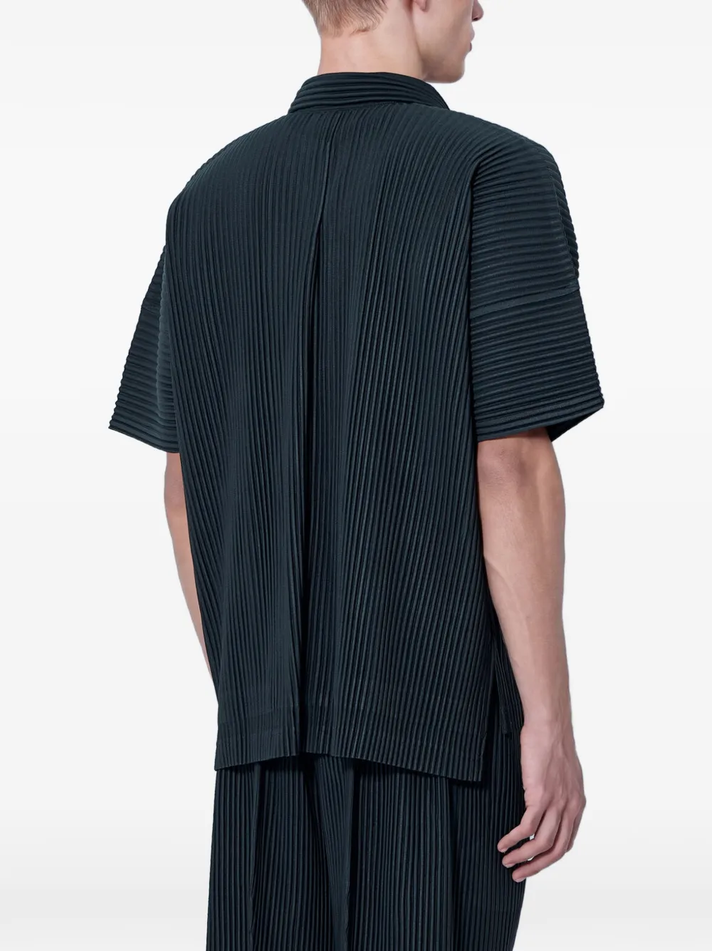 Homme Plissé Issey Miyake August pleated short-sleeve shirt Grijs