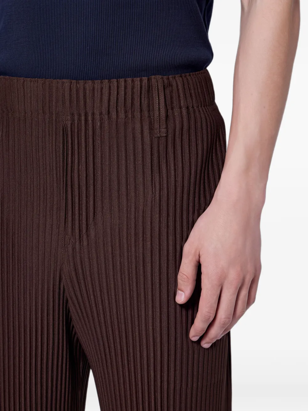 Homme Plissé Issey Miyake pleated straight-leg trousers Bruin
