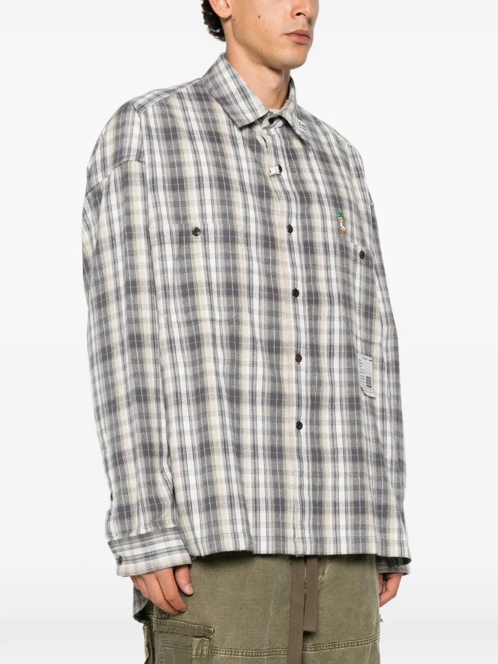 Maison MIHARA YASUHIRO check-pattern embroidered shirt Grijs