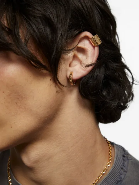 Emanuele Bicocchi cracked-effect huggie earrings