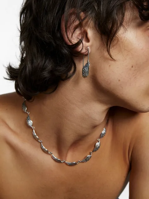 Emanuele Bicocchi arete Ala grandes con ala y diseño de imperdible