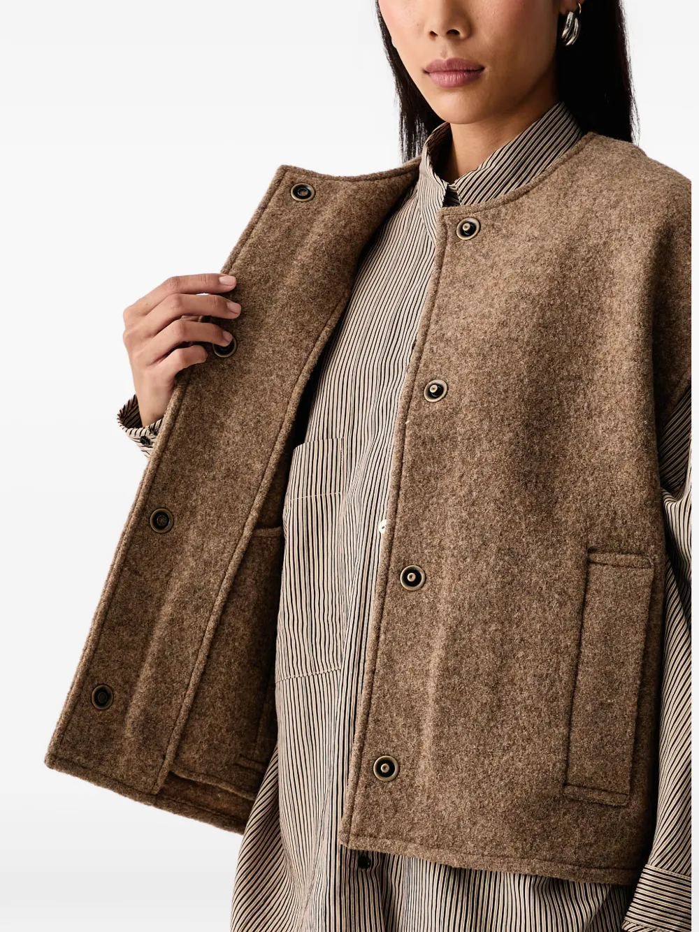 Sessùn Hanzo button-up sleeveless jacket Bruin
