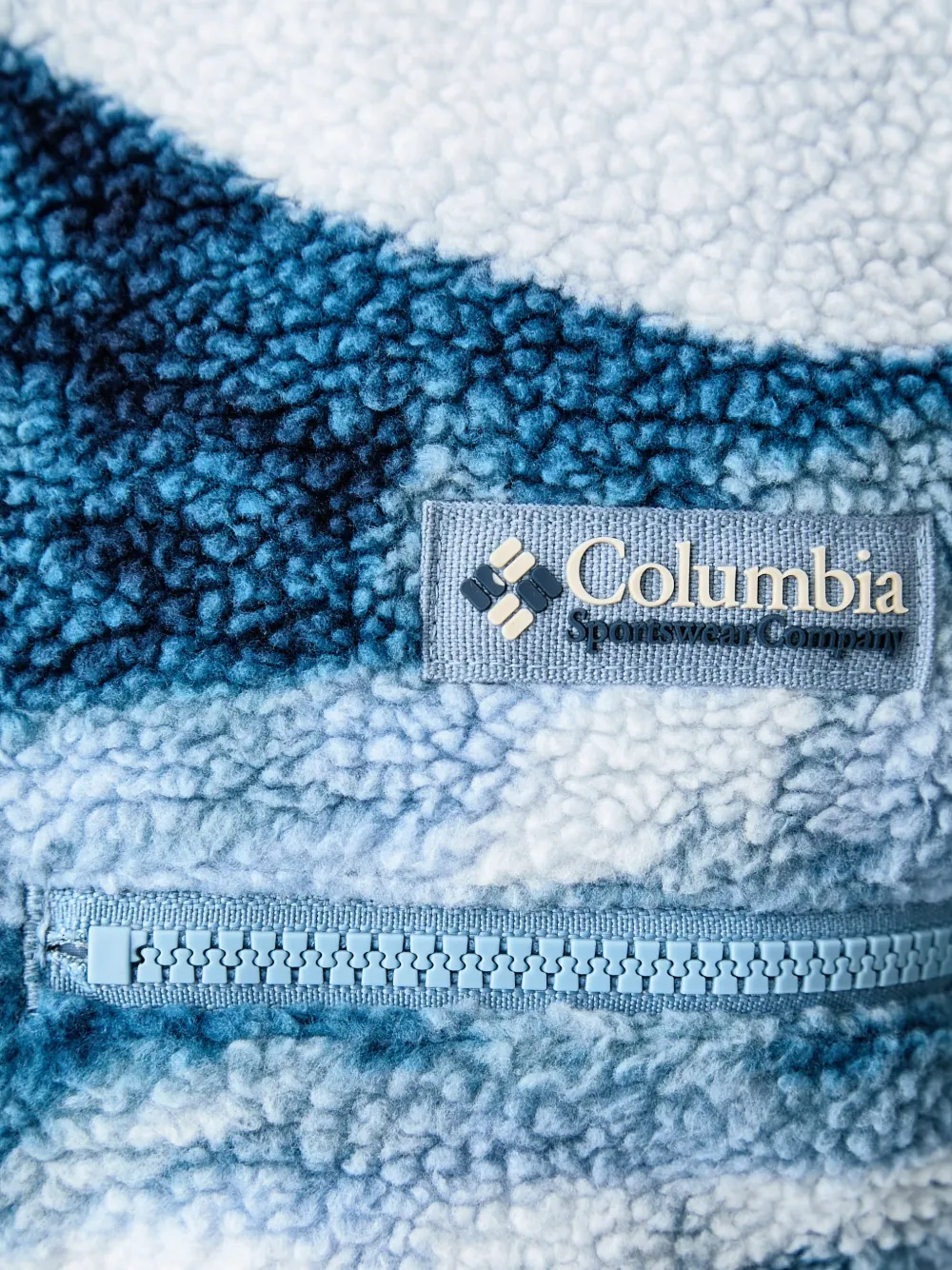 Columbia Helvetia fleece trui met berg-print Blauw