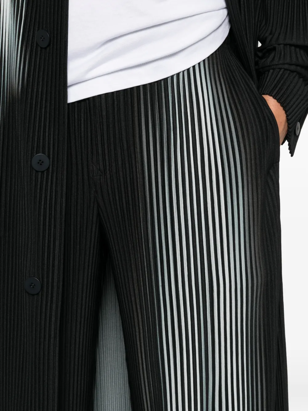 Homme Plissé Issey Miyake gradient-print pleated trousers Zwart