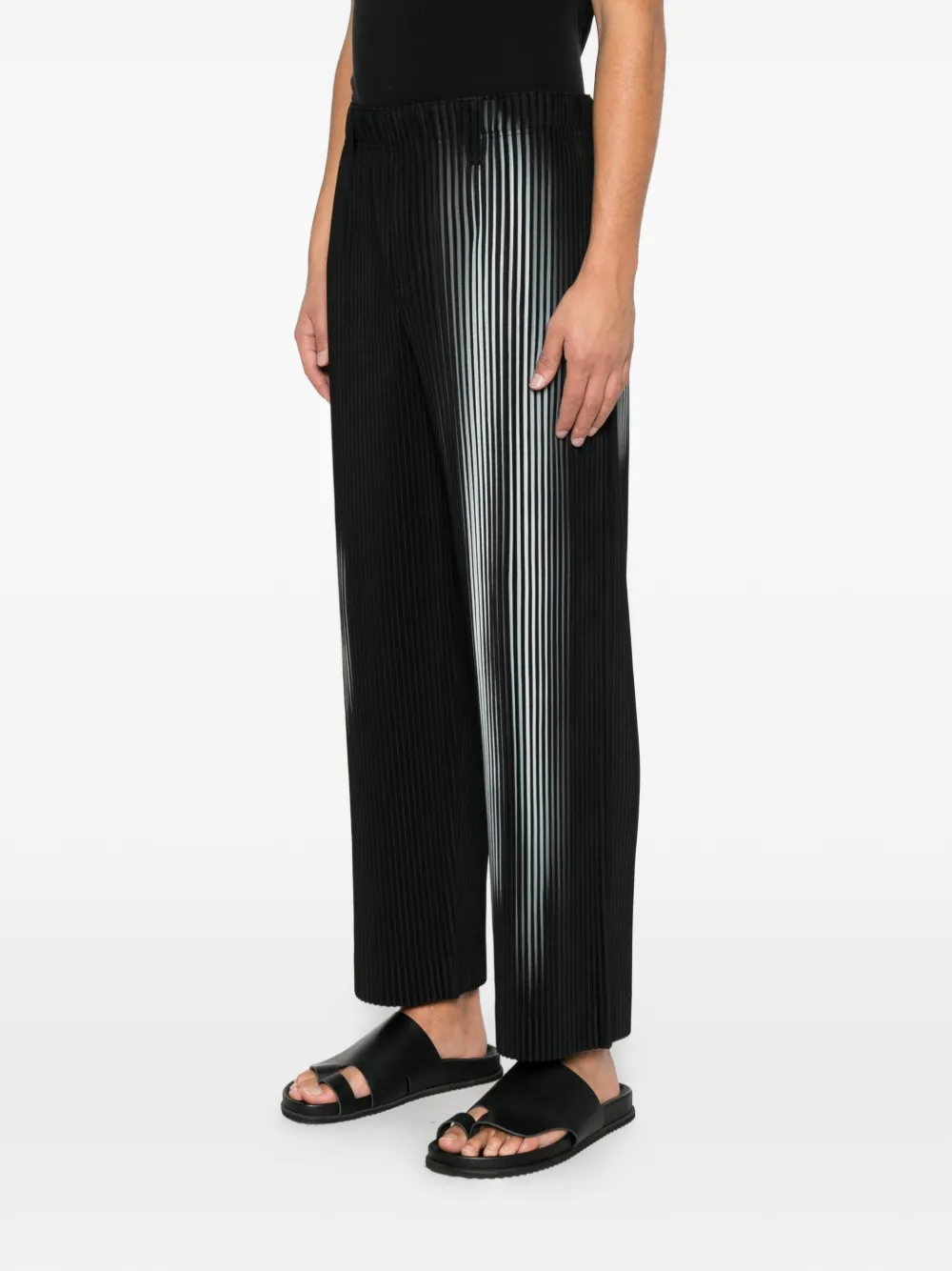 Homme Plissé Issey Miyake gradient-print pleated trousers Zwart