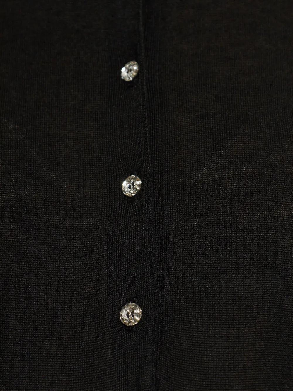 Lacoste regular-fit polo shirt in cashmere blend with diamond-adorned buttons. Zwart