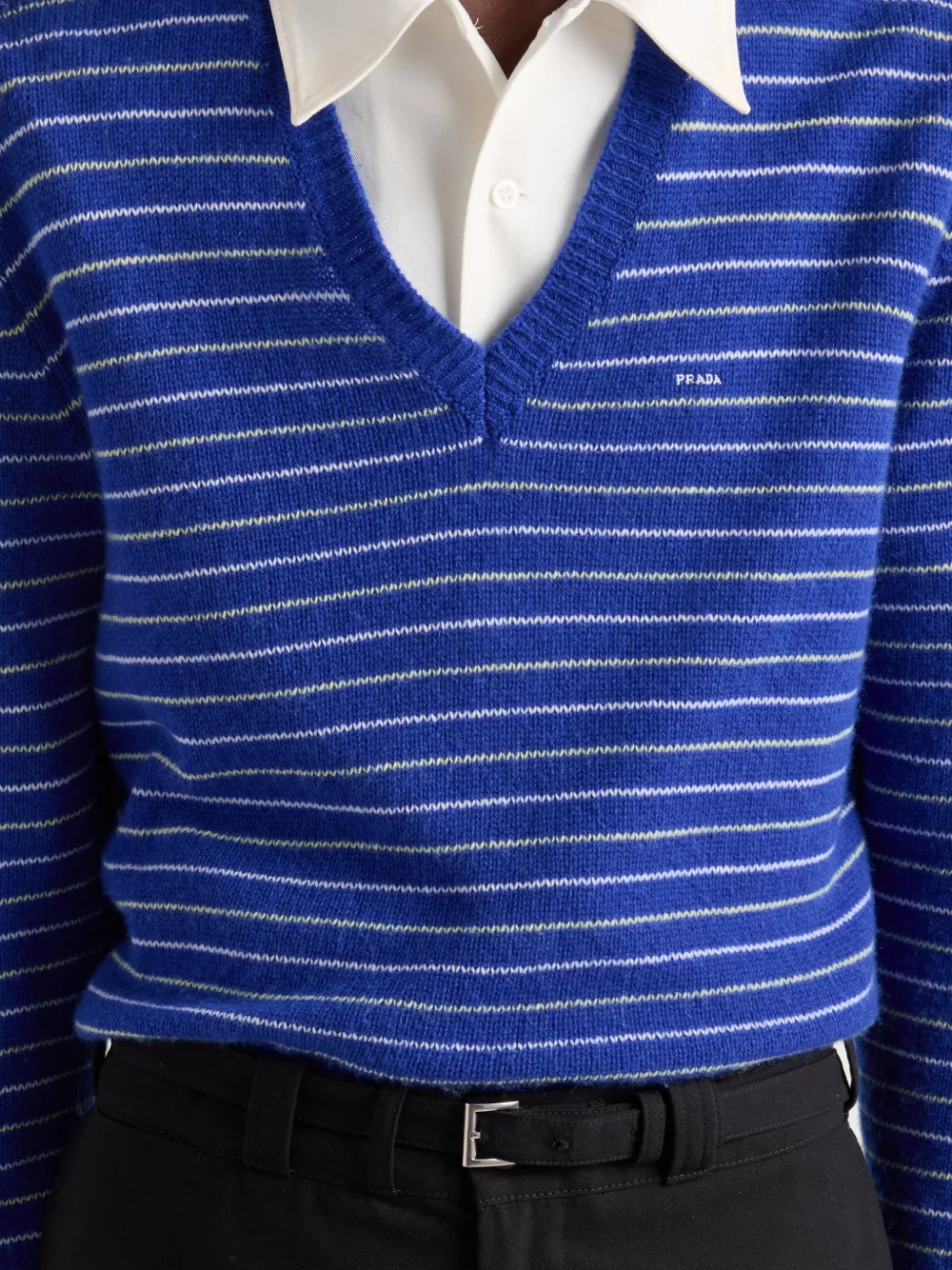 Prada Trui met V-hals Blauw