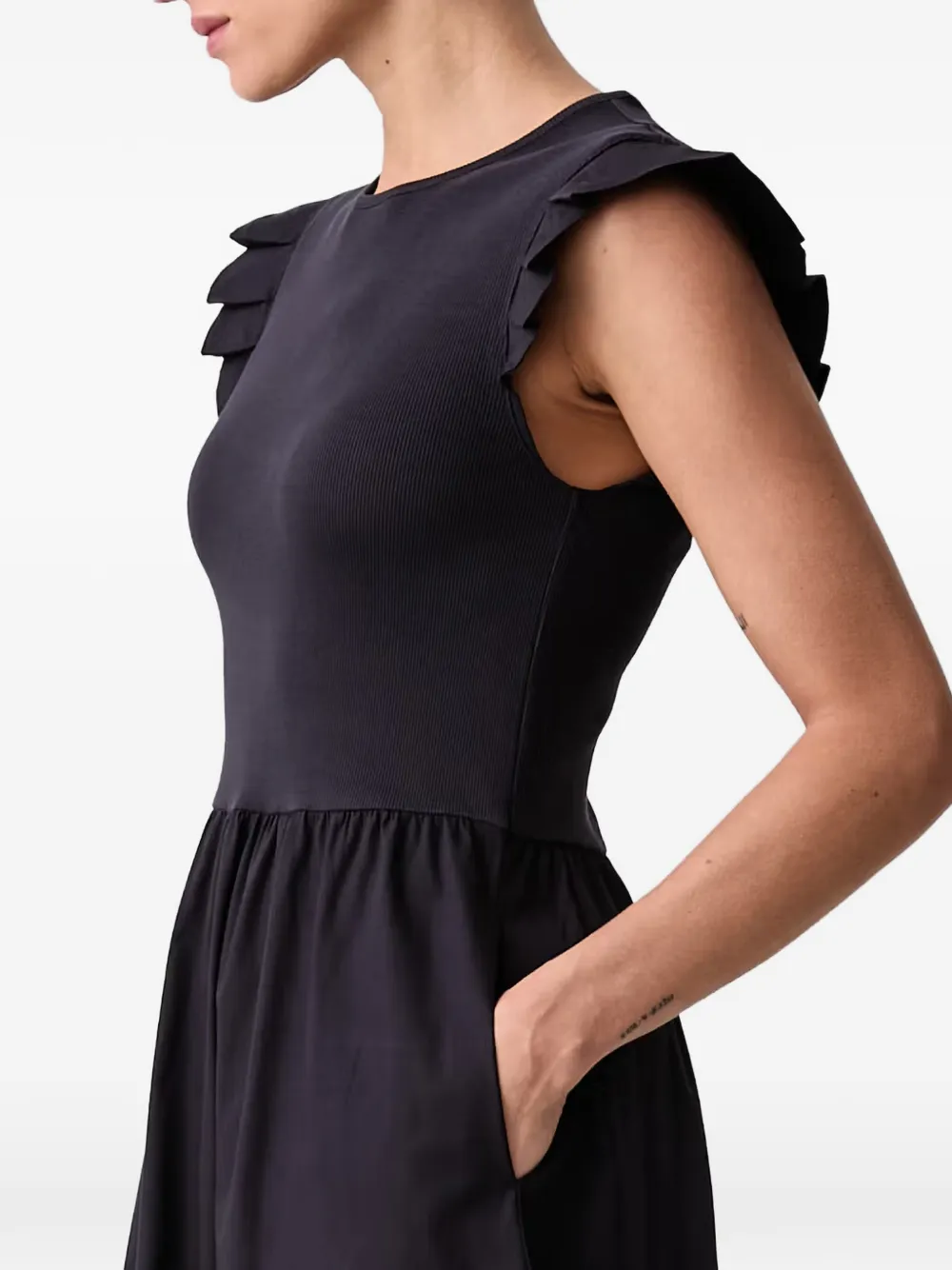 Marc O'Polo ruffled-detail sleeveless midi dress Zwart