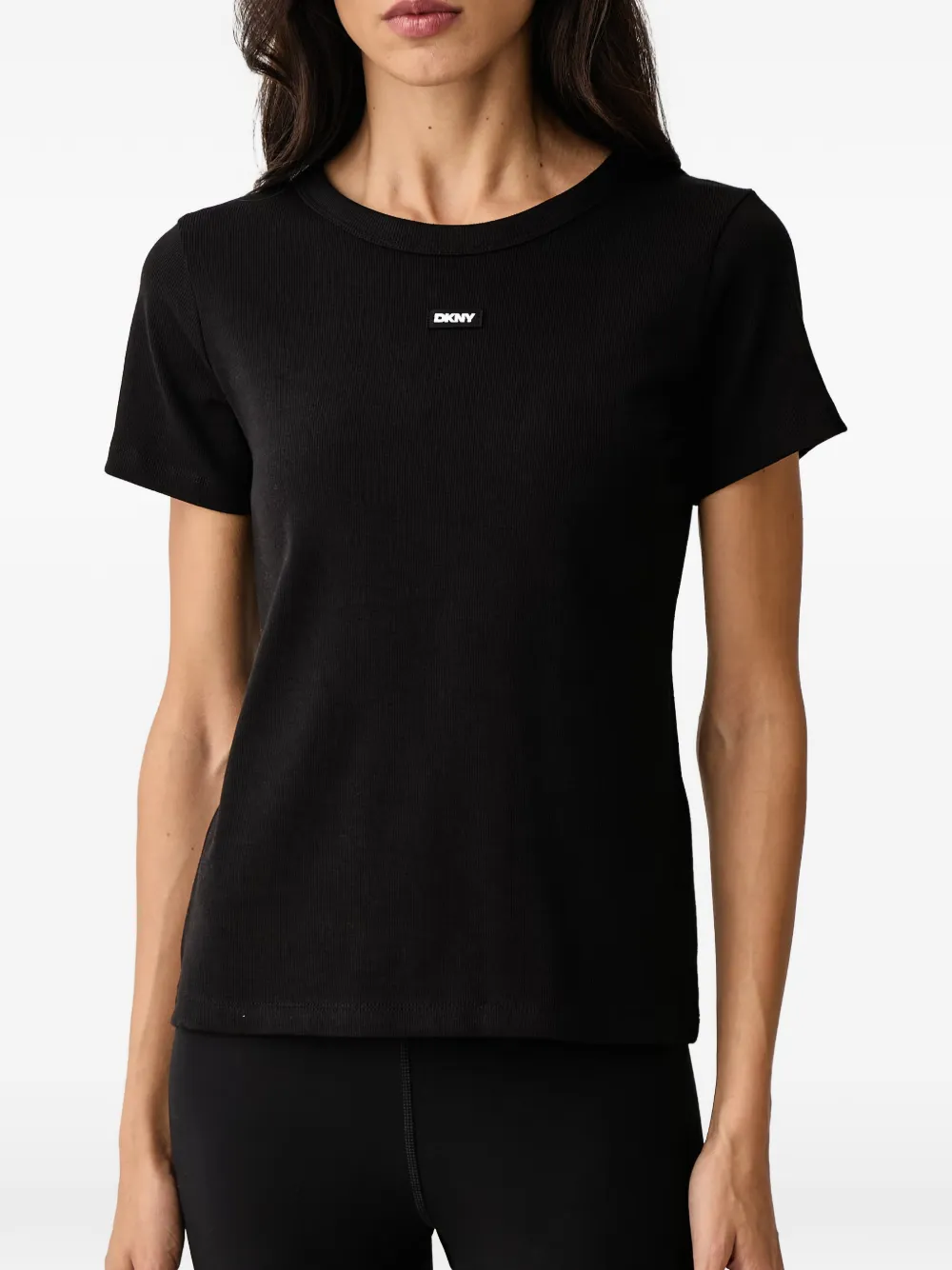DKNY logo-patch ribbed T-shirt Zwart