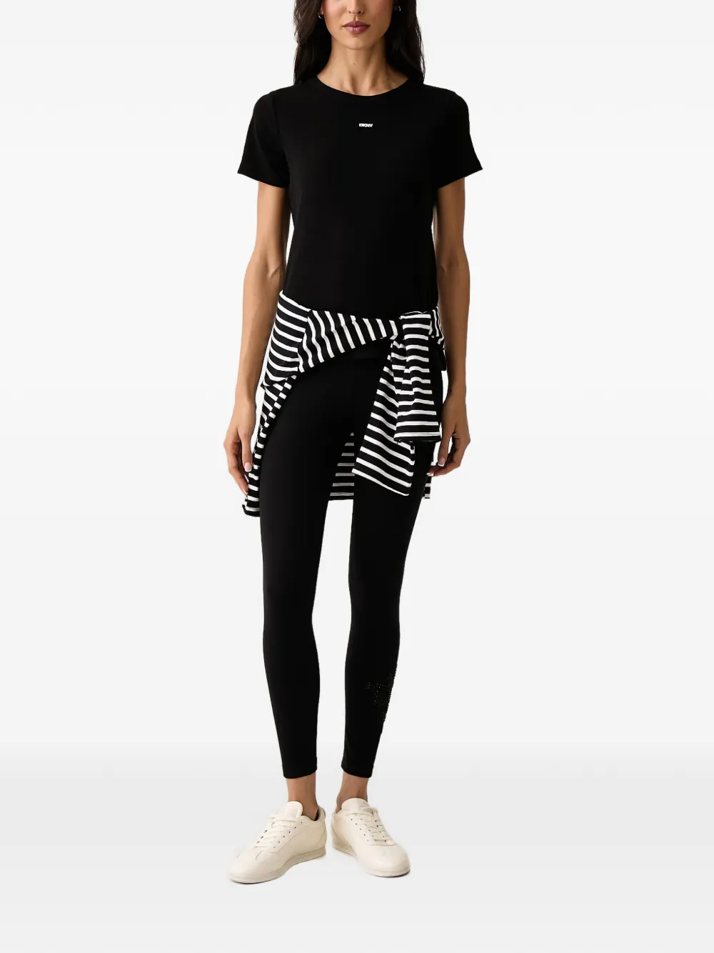 DKNY logo-patch ribbed T-shirt Zwart