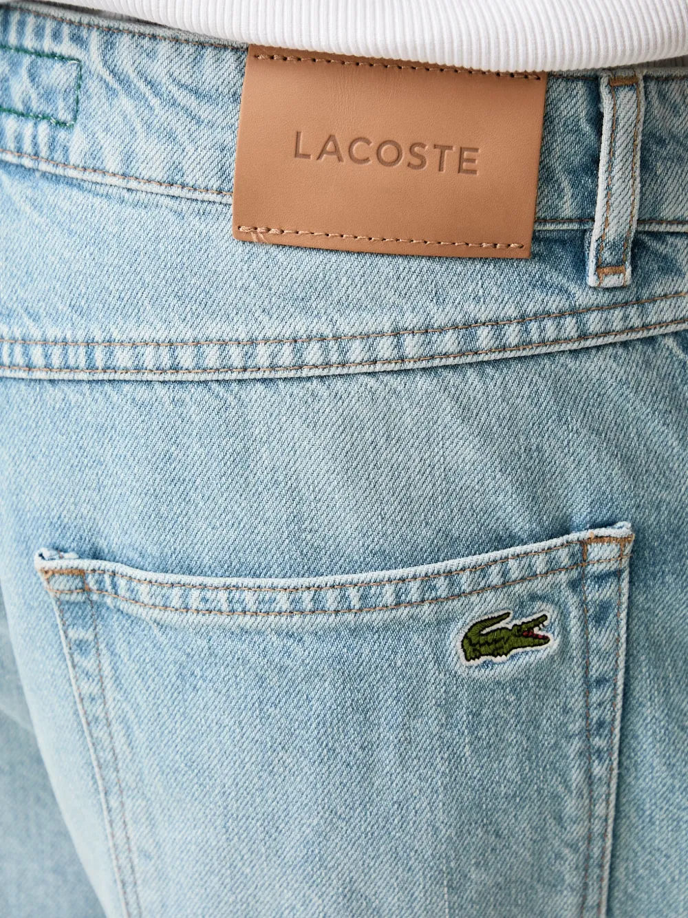 Lacoste loose fit denim jeans Blauw
