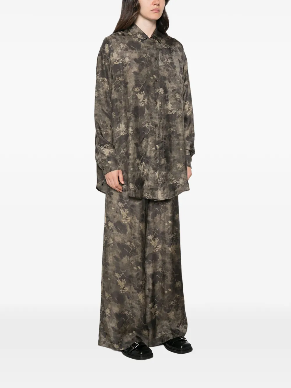 Uma Wang Tyesha floral-print shirt Groen