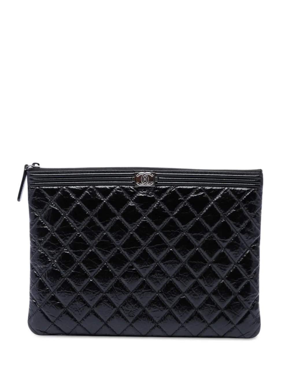 CHANEL Pre-Owned 2020 Medium Quilted Crinkled Patent Boy O Case clutch bag - Schwarz