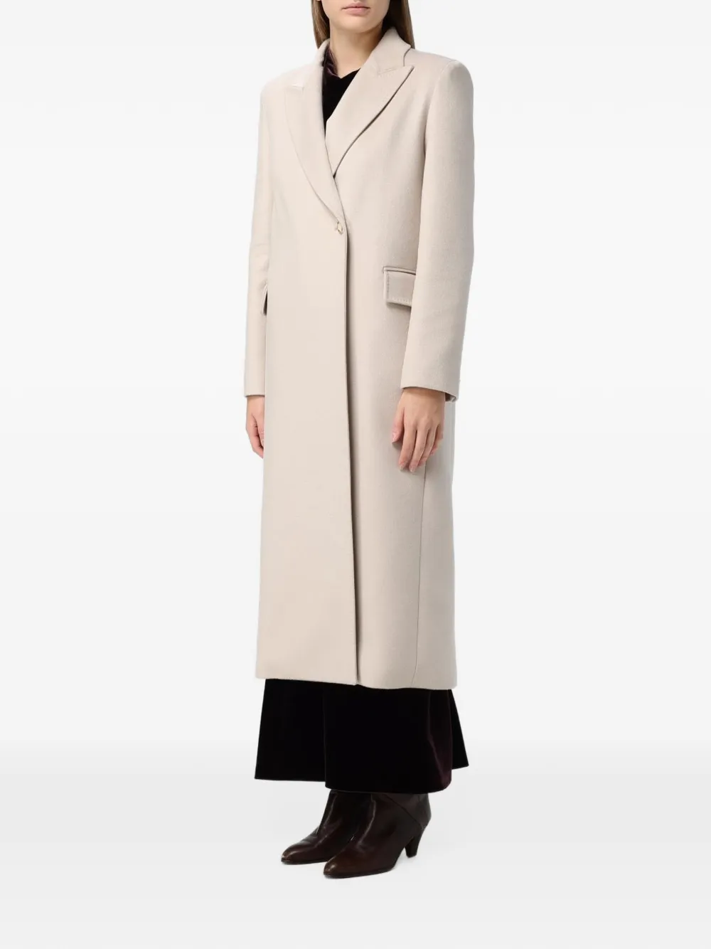 Agnona Kasjmieren jas met dubbele rij knopen en puntige revers Beige